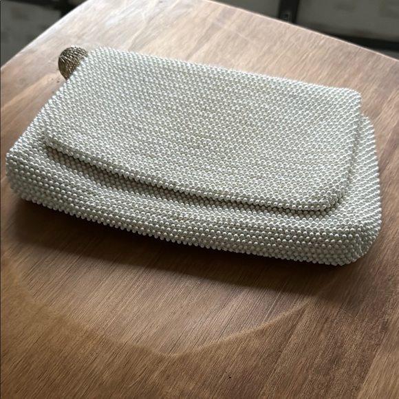 Vintage Lumured Cream Beaded Clutch Wristlet Purse Bag - Picture 3 of 10
